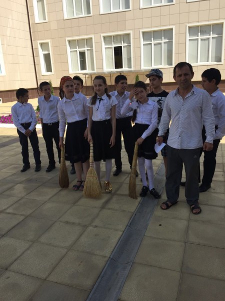 "Субботник, посвященный 160-летию Махачкалы"