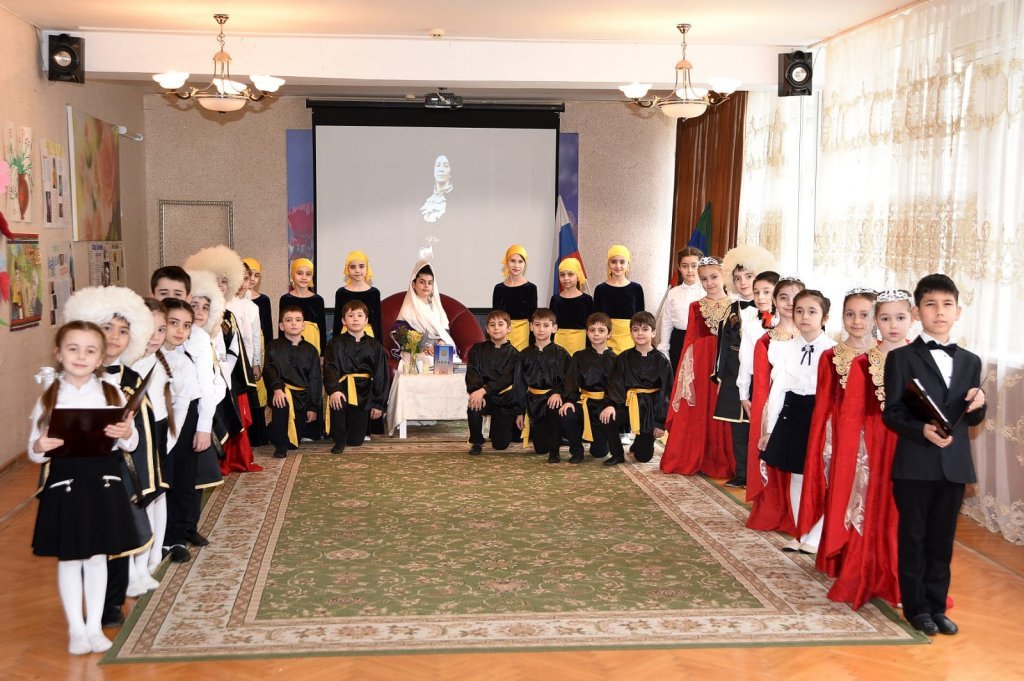 ЛИТЕРАТУРНЫЙ ВЕЧЕР ПАМЯТИ ФАЗУ АЛИЕВОЙ.