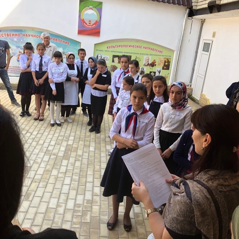 Интеллектуальная игра «Путешествие в мир знаний» прошла в Буйнакском районе