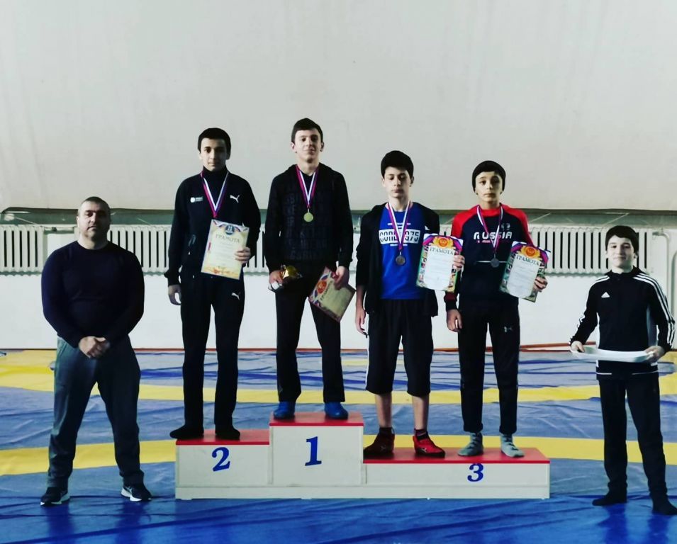 Чемпионы и призеры Первенства СДЮСШ им. В.С. Юмина по вольной борьбе среди учащихся 2006-2007г.р.