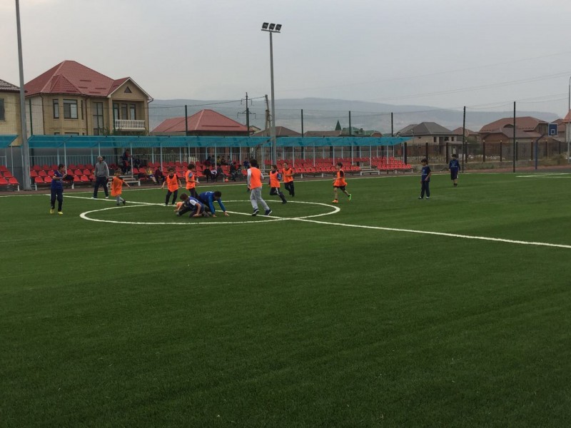 "Проведение соревнований по футболу"