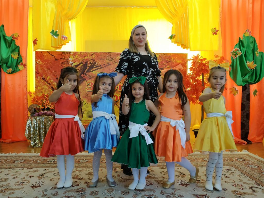 Фото осеннего праздника в средней группе №1