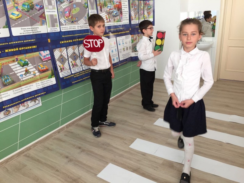 "Открытое мероприятие по ПДД в начальных классах"