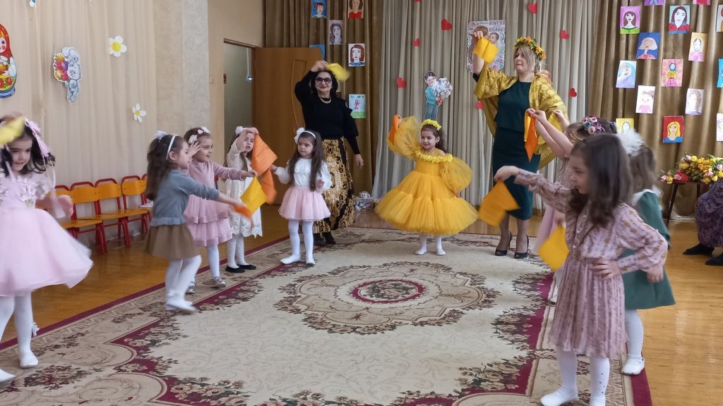 Утренники "8 марта-Международный женский день"