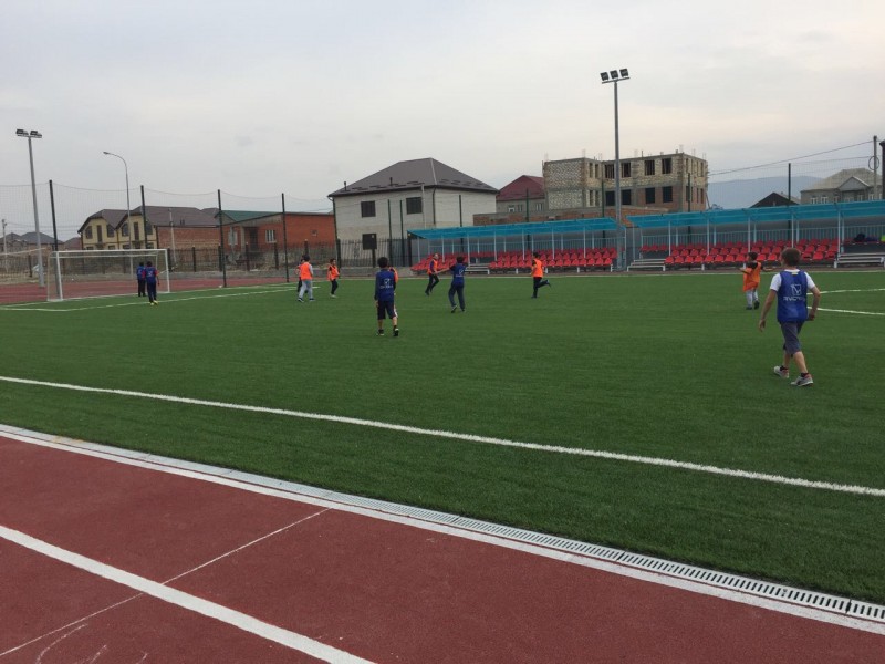 "Проведение соревнований по футболу"