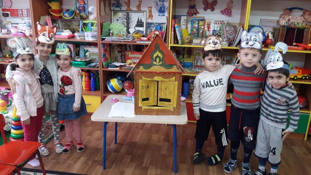 Кружок играем в театр