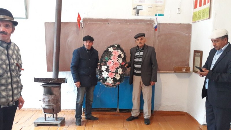 ПОМНИМ! ГОРДИМСЯ! Праздник со слезами на глазах! Сегодня в Нижне-Катрухской СОШ прошли праздничные мероприятия, посвященные 73-летию Победы советского народа в Великой Отечественной войне.Пока жива память о героях Великой Отечественной войны, они рядом с ПОМНИМ! ГОРДИМСЯ! Праздник со слезами на глазах! Сегодня в Нижне-Катрухской СОШ прошли праздничные мероприятия, посвященные 73-летию Победы советского народа в Великой Отечественной войне.Пока жива память о героях Великой Отечественной войны, они рядом с
