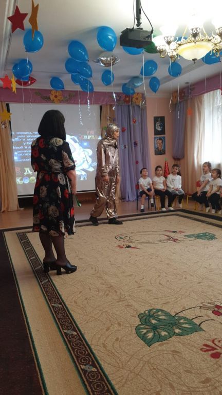 День космонавтики