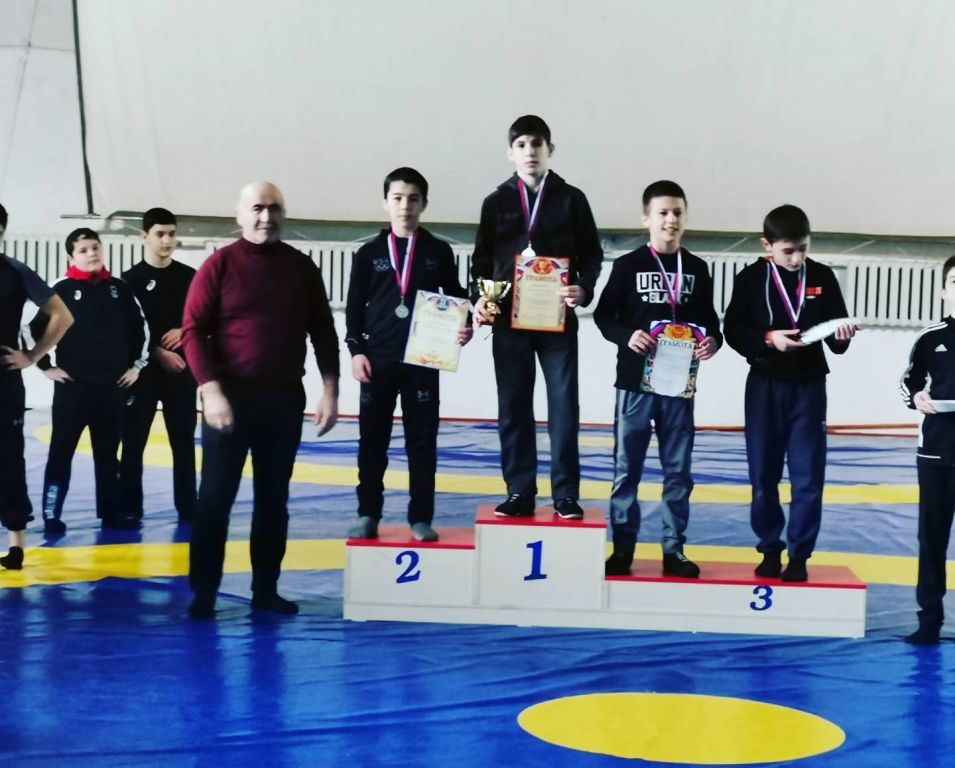 Чемпионы и призеры Первенства СДЮСШ им. В.С. Юмина по вольной борьбе среди учащихся 2006-2007г.р.