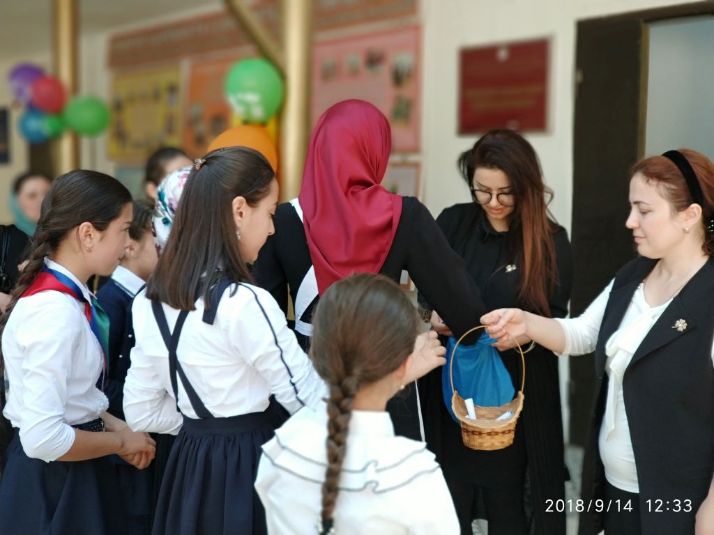 Интеллектуальная игра «Путешествие в мир знаний» прошла в Буйнакском районе