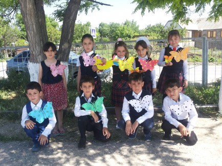 Впереди лето. Впереди лето.