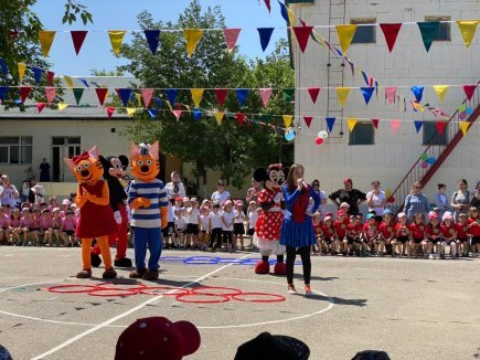 Маленький ребенок – это целая Вселенная, и так интересно ее открывать, не так ли? Маленький ребенок – это целая Вселенная, и так интересно ее открывать, не так ли?