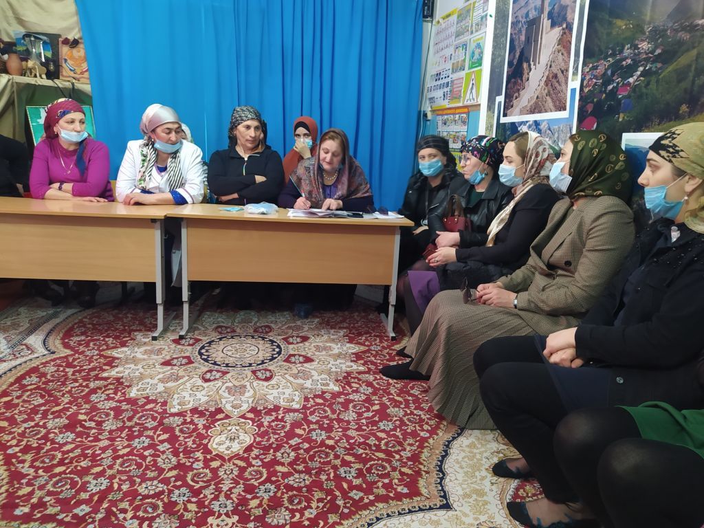 Родительское собрание на тему "Права и обязанности родителей ДОУ".