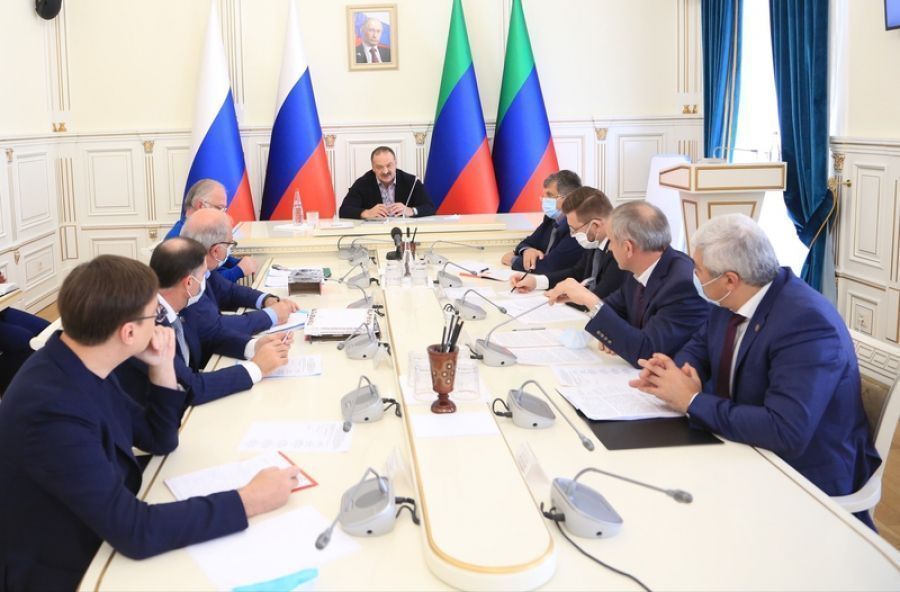 Сергей Меликов провел заседание оргкомитета по празднованию 100-летия образования ДАССР