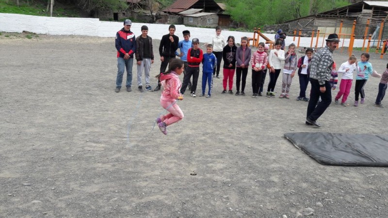 ПОМНИМ! ГОРДИМСЯ! Праздник со слезами на глазах! Сегодня в Нижне-Катрухской СОШ прошли праздничные мероприятия, посвященные 73-летию Победы советского народа в Великой Отечественной войне.Пока жива память о героях Великой Отечественной войны, они рядом с ПОМНИМ! ГОРДИМСЯ! Праздник со слезами на глазах! Сегодня в Нижне-Катрухской СОШ прошли праздничные мероприятия, посвященные 73-летию Победы советского народа в Великой Отечественной войне.Пока жива память о героях Великой Отечественной войны, они рядом с