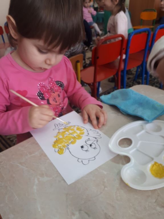 Кружок цветные ладошки