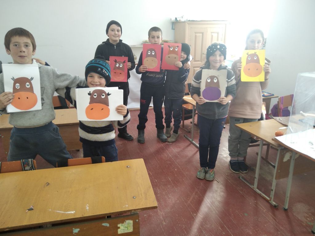 Своими руками.