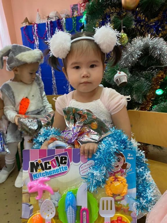 Новогодний утренник в первой младшей группе «Улыбка» Воспитатели Махмудова А.З, Тангатарова К.Ш.