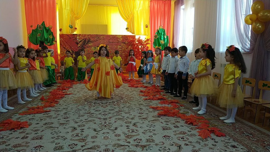 Фото осеннего праздника в средней группе №1