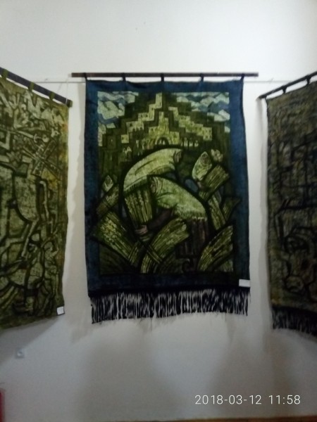 Выставка "Творчество дербентских художников" "Радужная весна"