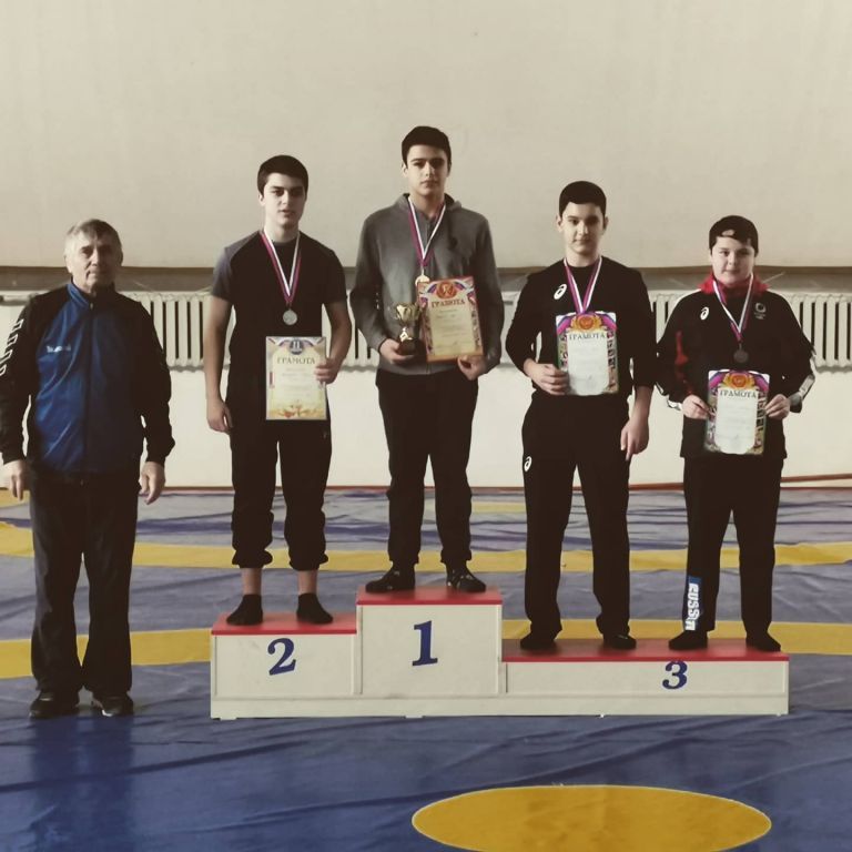 Чемпионы и призеры Первенства СДЮСШ им. В.С. Юмина по вольной борьбе среди учащихся 2006-2007г.р.