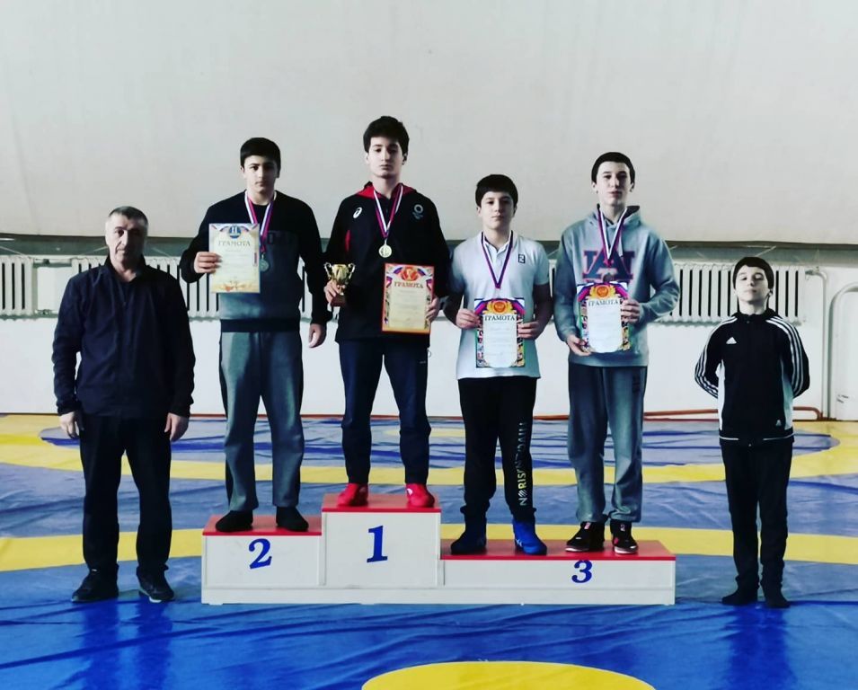 Чемпионы и призеры Первенства СДЮСШ им. В.С. Юмина по вольной борьбе среди учащихся 2006-2007г.р.