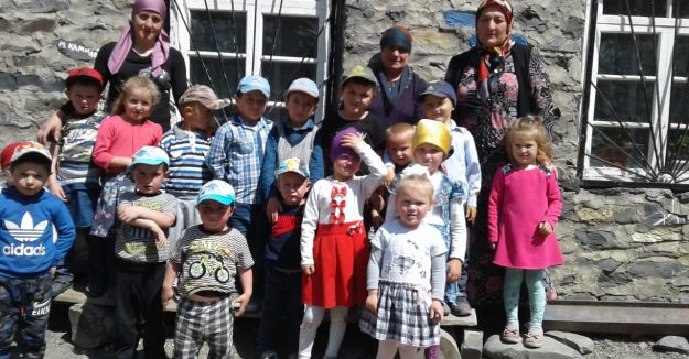 С новым годом страна!