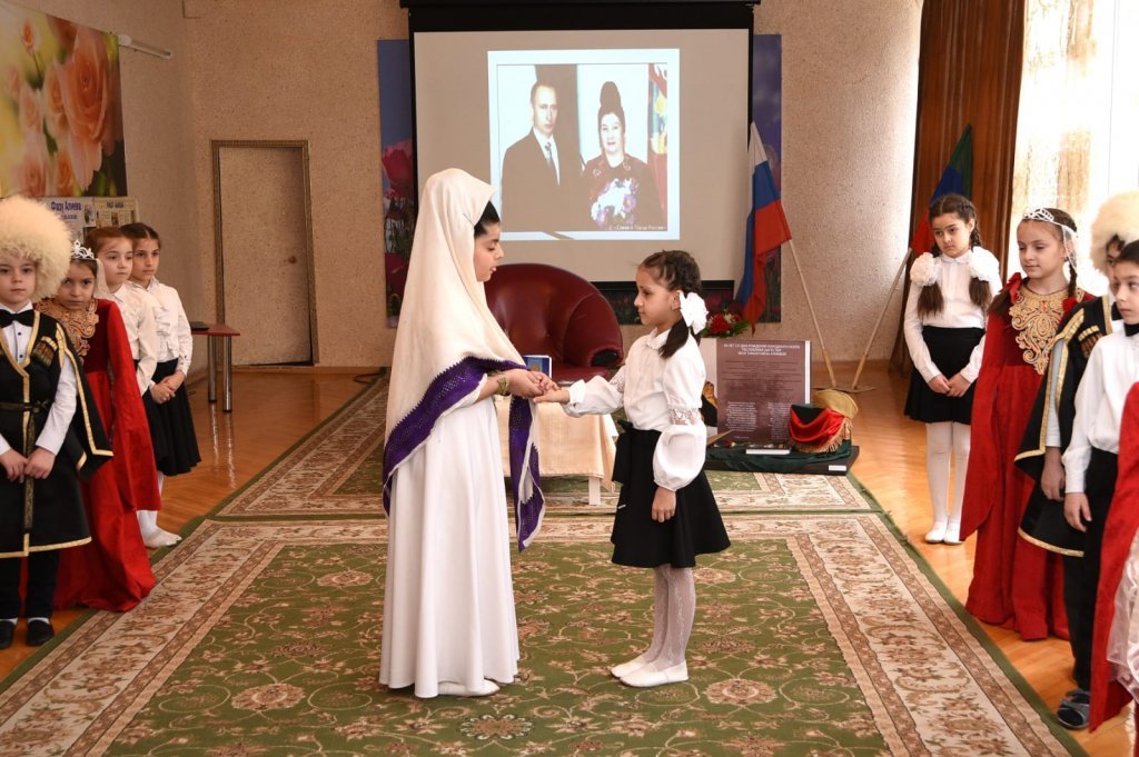 ЛИТЕРАТУРНЫЙ ВЕЧЕР ПАМЯТИ ФАЗУ АЛИЕВОЙ.