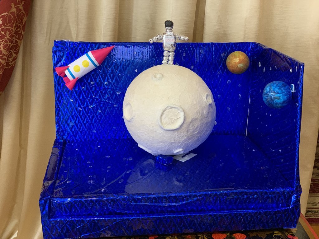 День космонавтики