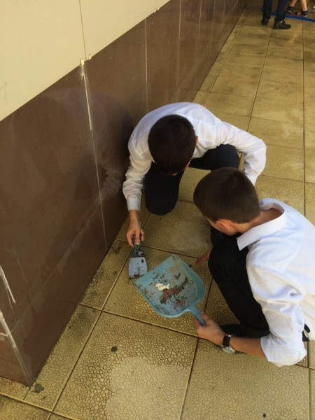 "Субботник, посвященный 160-летию Махачкалы"