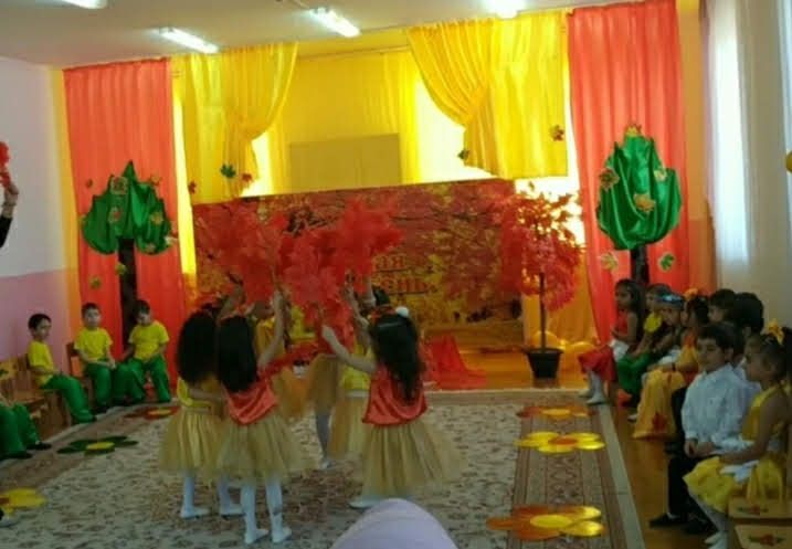 Фото осеннего праздника в средней группе №1