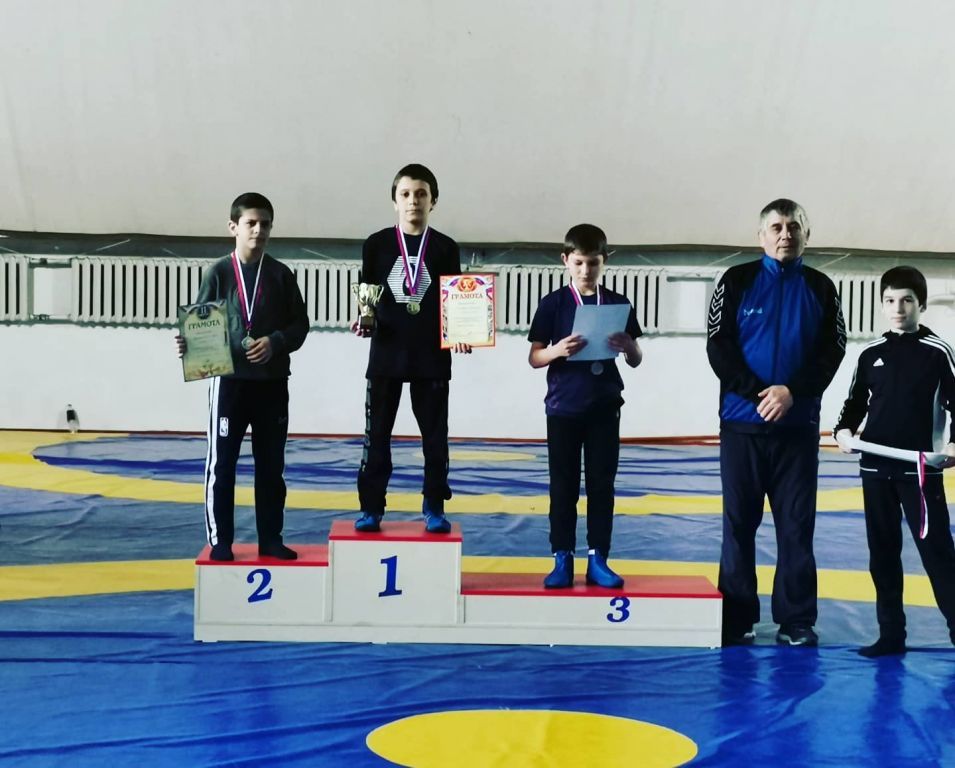 Чемпионы и призеры Первенства СДЮСШ им. В.С. Юмина по вольной борьбе среди учащихся 2006-2007г.р.